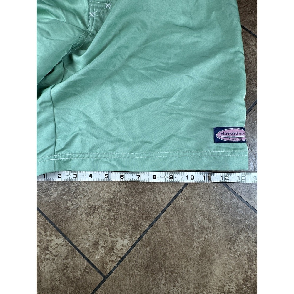 Vineyard Vines Stretchy Board Shorts Swim Trunk Green Men's 38 EUC - Picture 10 of 11